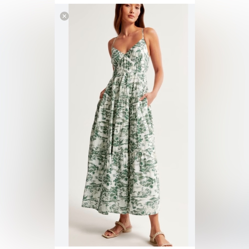Abercrombie & Fitch Tiered Maxi Dress Size extra small petite
